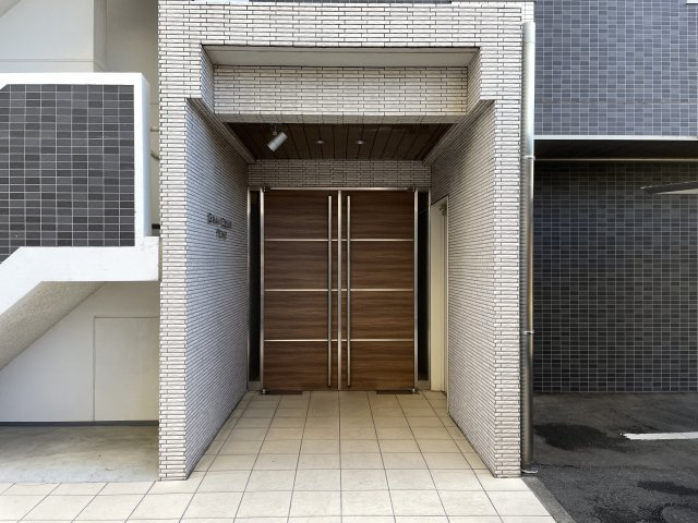 ＧＲＡＮ　ＣＯＵＲＴ　ＹＯＮＯのエントランス