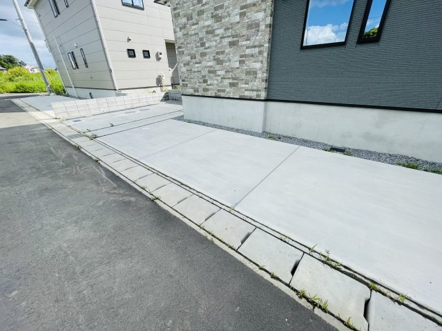 市川市北方町４丁目５期の前面道路含む現地写真