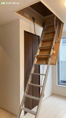 川口市青木2丁目　中古一戸建ての内装