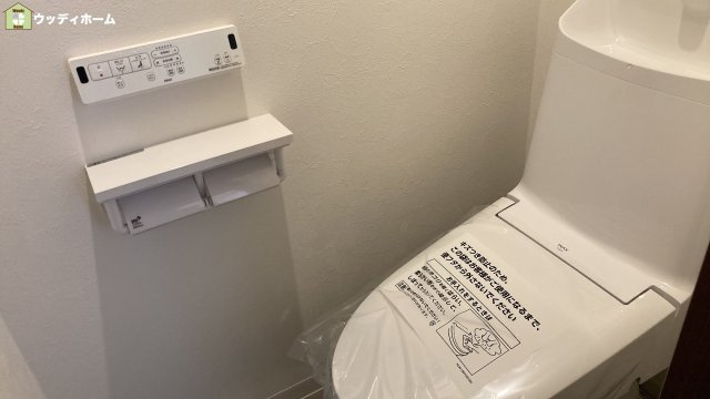 川口市青木2丁目　中古一戸建てのトイレ