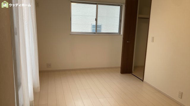 川口市青木2丁目　中古一戸建ての洋室