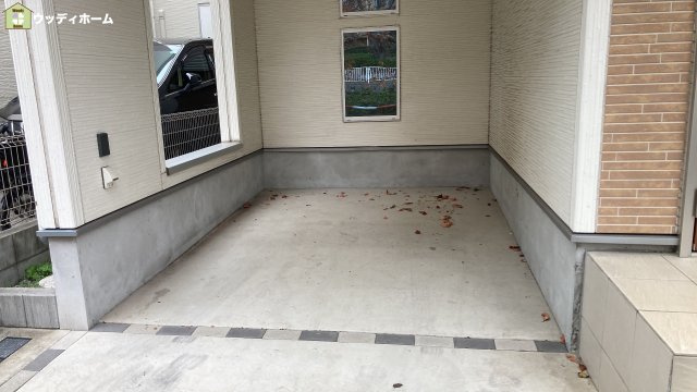 川口市青木2丁目　中古一戸建ての駐車場