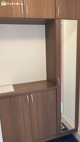 川口市青木2丁目　中古一戸建ての玄関