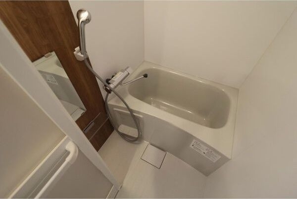 ハーモニーテラス墨江の浴室