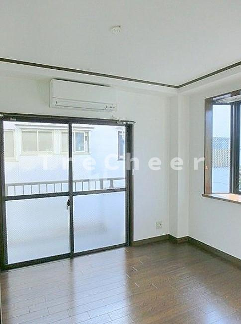 フラットエス(フラットS)の居間・リビング