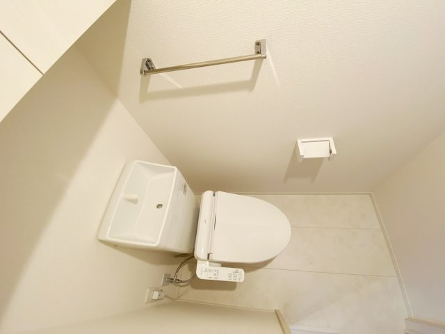 グラセフルⅢのトイレ|別号室の参考写真です。