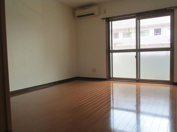 ポーラスターの居間・リビング