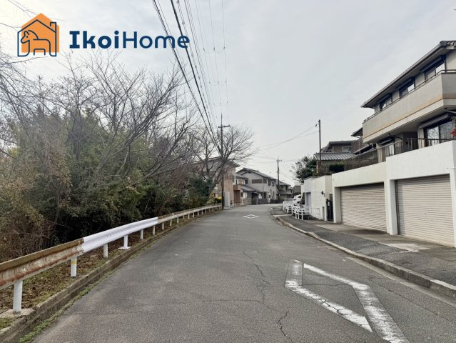 神戸市西区富士見が丘1丁目　土地の前面道路含む現地写真|物件・当店の最寄駅まで無料送迎！最短10分で指定場所へお迎えに向かいます！まずはお問い合わせください