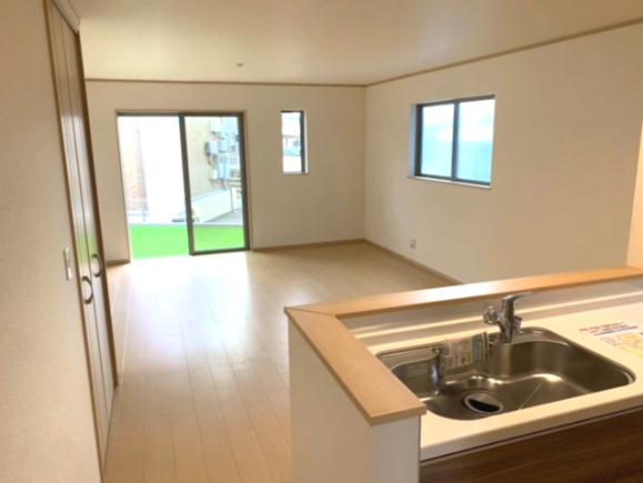 【居間・リビング】の画像