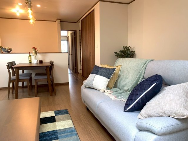 売新築戸建　静岡市葵区上土２丁目の居間・リビング