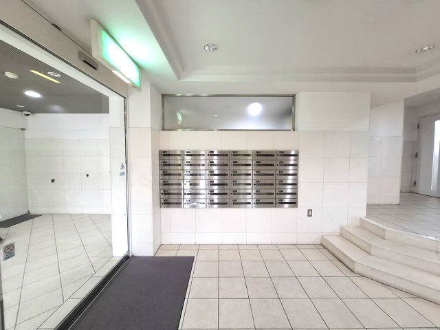 メゾンフィオーレ竜南　静岡市葵区竜南３丁目　1階のその他共用部分|郵便ポスト