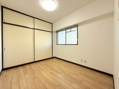 【洋室】 | レジデンス大井手