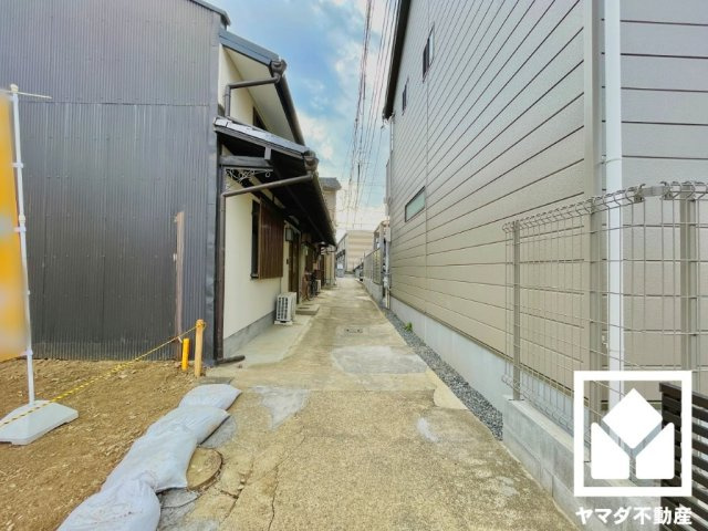 伏見区桃山最上町の前面道路含む現地写真