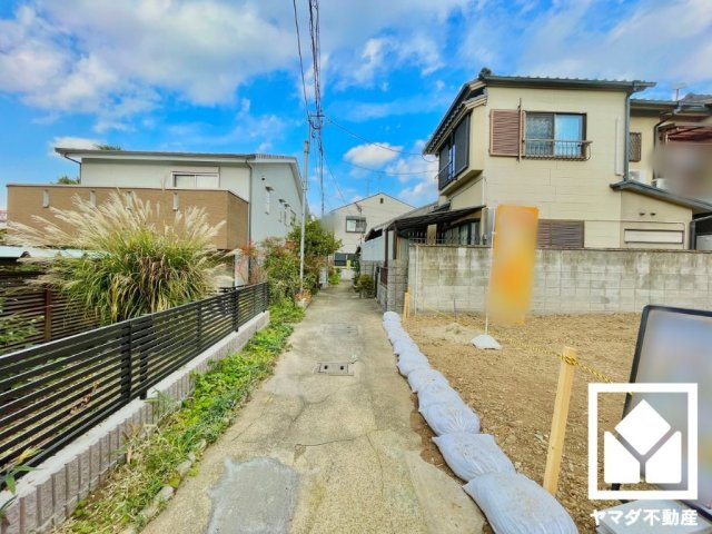 伏見区桃山最上町の前面道路含む現地写真