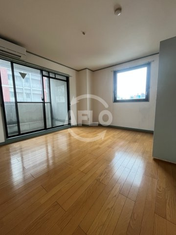 ゴックス南森町の居間・リビング|ゴックス南森町　洋室