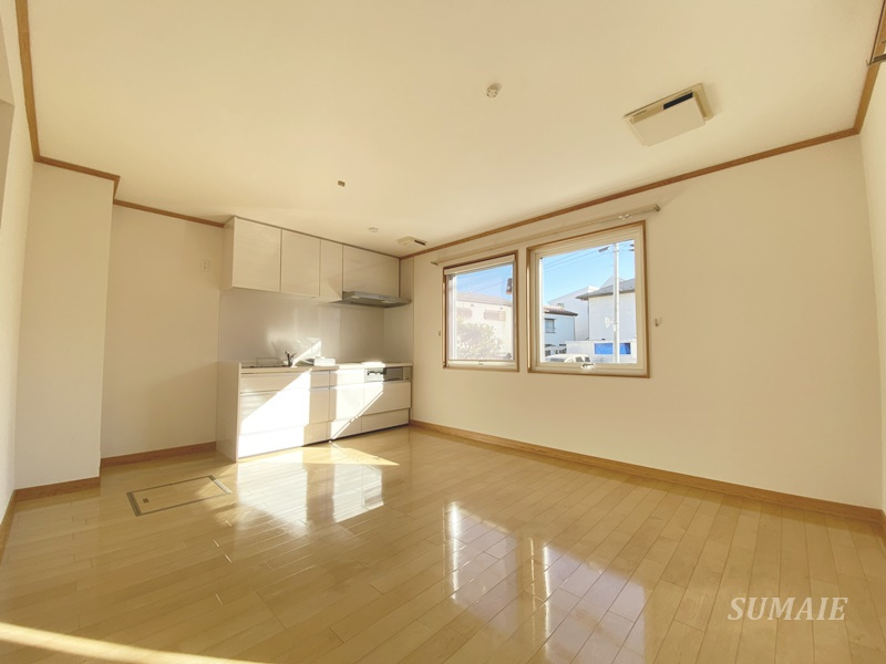 Ｓｗｅｄｉｓｈ Ｍａｉｓｏｎ 元町の居間・リビング|10.71帖リビングダイニング☆