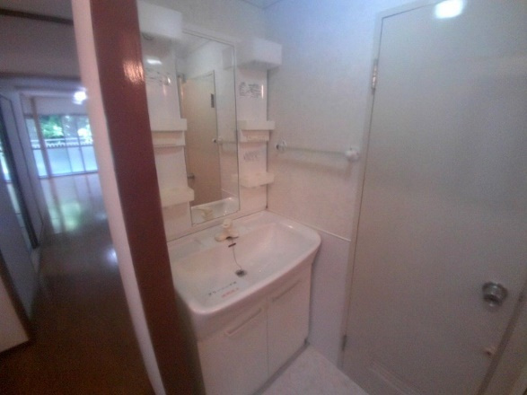 マンション朝霧３号館の洗面所