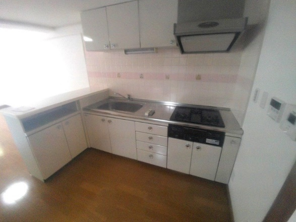 マンション朝霧３号館のキッチン