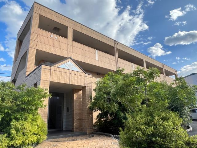 志木市下宗岡１丁目の賃貸マンションのエントランス