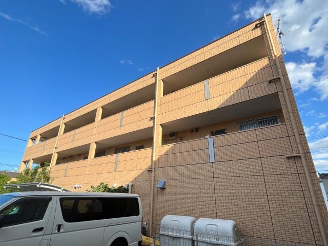 志木市下宗岡１丁目の賃貸マンションの外観パース