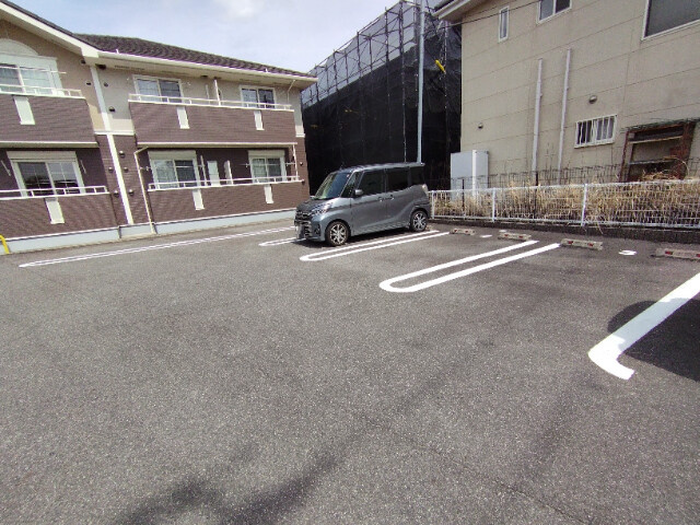 サニー郷東Ａの駐車場