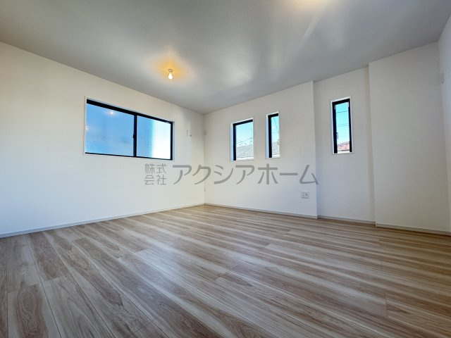 所沢市東狭山ケ丘1丁目・全1棟　新築一戸建　～駅徒歩5分～の洋室|2階洋室10.5帖(間仕切り対応可)