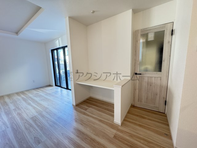 所沢市東狭山ケ丘1丁目・全1棟　新築一戸建　～駅徒歩5分～のその他|リビングのスタディーカウンター