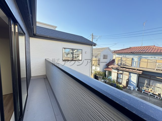 所沢市東狭山ケ丘1丁目・全1棟　新築一戸建　～駅徒歩5分～のバルコニー