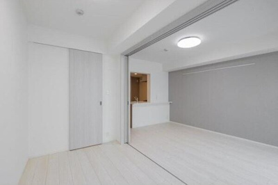 【居間・リビング】 | アジールコート後楽園 | ゆったり過ごせる居間です