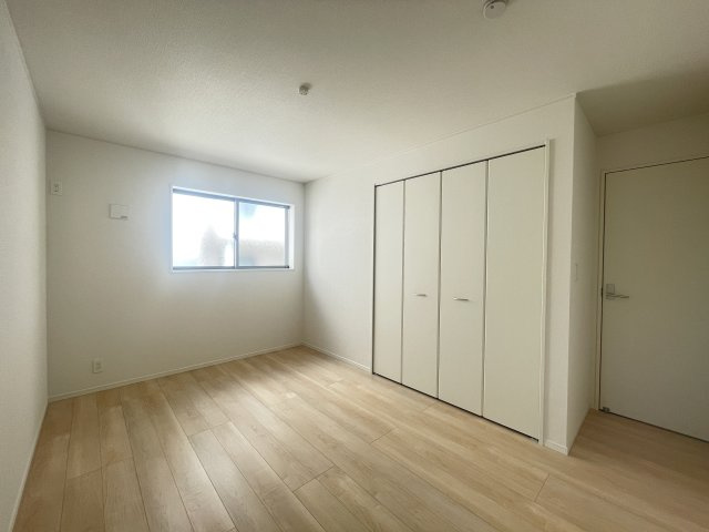 クレイドルガーデン八戸市小中野第7　2号棟の洋室