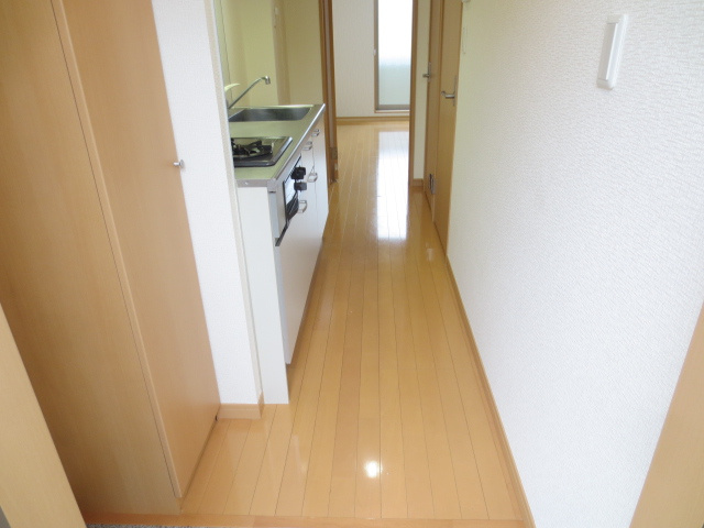 アムールモネの内装|別号室の参考写真です。