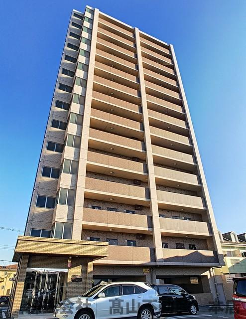 ロイヤルタワー赤間中央