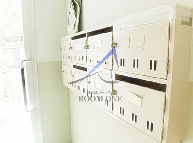 文栄マンションのその他共用部分|集合ポストです。