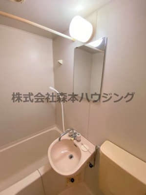 【洗面所】 | 　グリーンプラザ | 洗面所です