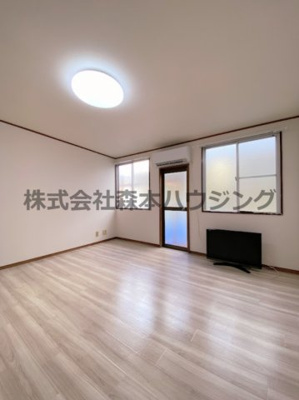 【洋室】 | 　グリーンプラザ | 広々とした洋室です