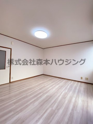 【洋室】 | 　グリーンプラザ | 広々とした洋室です