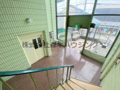 【ロビー】 | 　グリーンプラザ | 建物の内部です