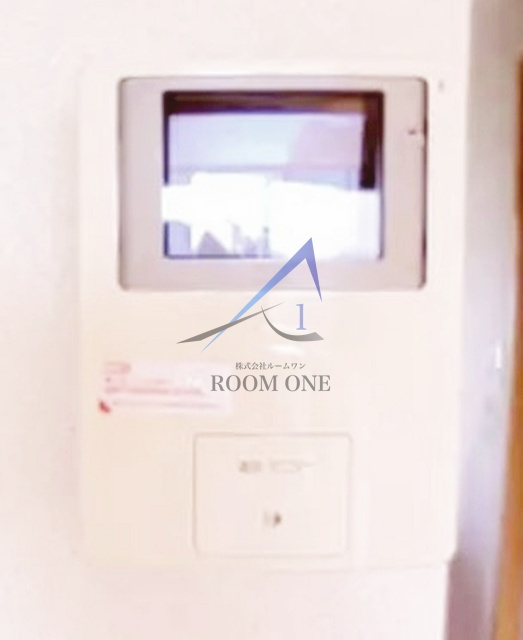 シャルムハイツのセキュリティ|モニター付きインターホンです。