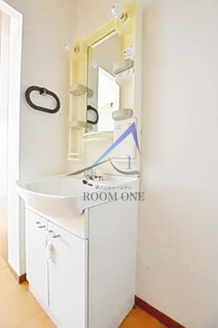 シャルムハイツの洗面所|洗面台です。