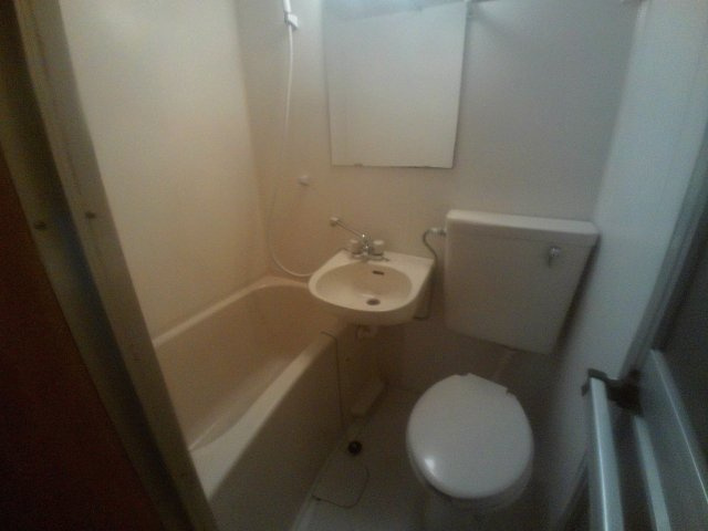 モンテメール学園前のトイレ