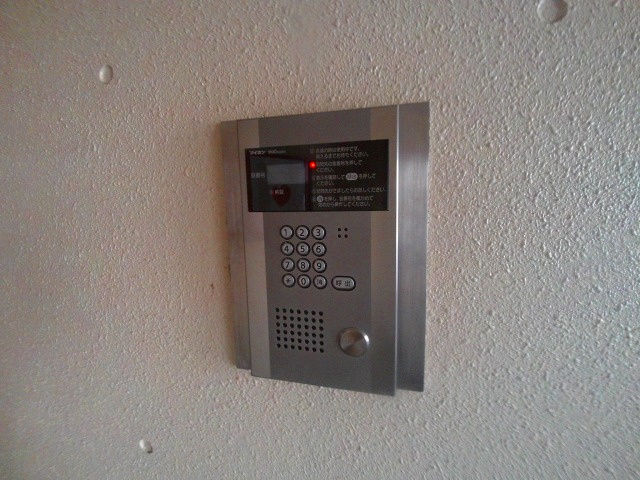 モンテメール学園前のセキュリティ