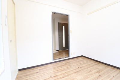 【洋室】 | エストマーレ鶴見