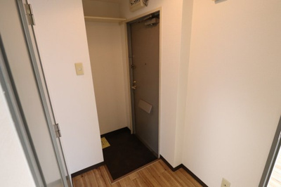 【玄関】 | エストマーレ鶴見