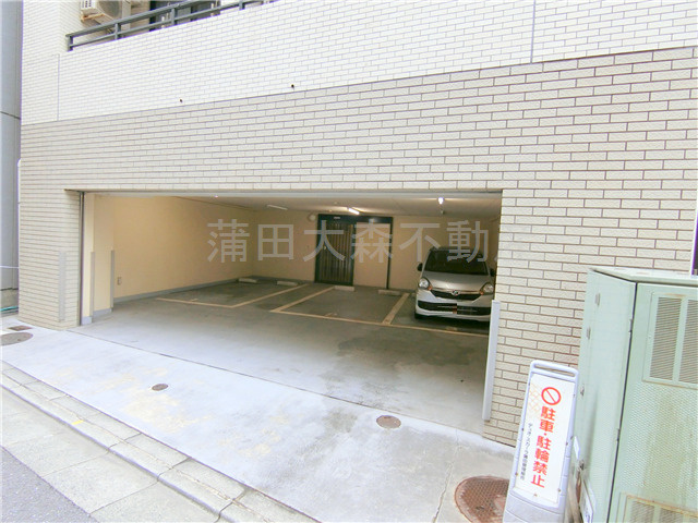 蒲田駅駅近マンションの駐車場