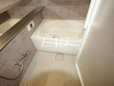 【浴室】 | エレガンス・ヴィラ | お風呂です。