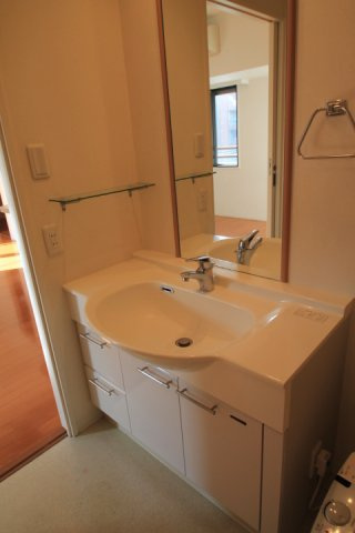 【洗面所】