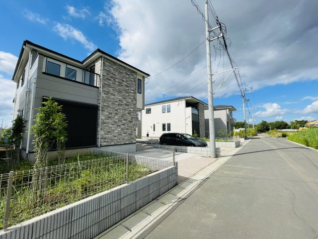 市川市北方町４丁目５期の前面道路含む現地写真