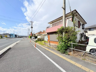 【前面道路含む現地写真】