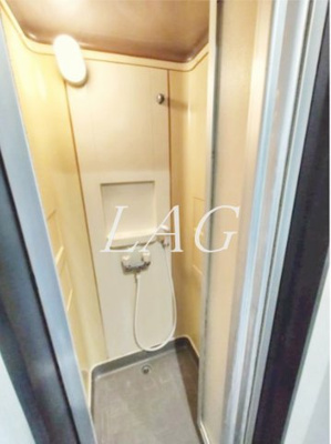 【浴室】 | ハウスＴＷＯ | シャワールームです。