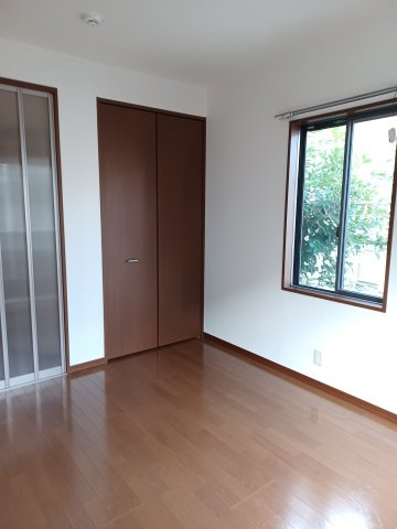 テラス　アオスタの洋室